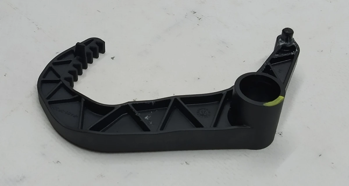 6 Важіль зубчастий механізму регулювання положення заслінок кліматичної установки (пічки) салону Tesla model 3 1099999-00-H