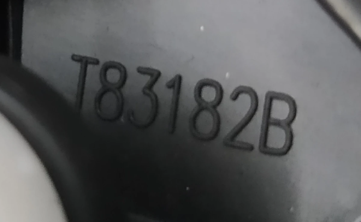 6 Механізм регулювання положення заслінок кліматичної установки (пічки) салону в зборі Tesla model 3 1099999-00-H