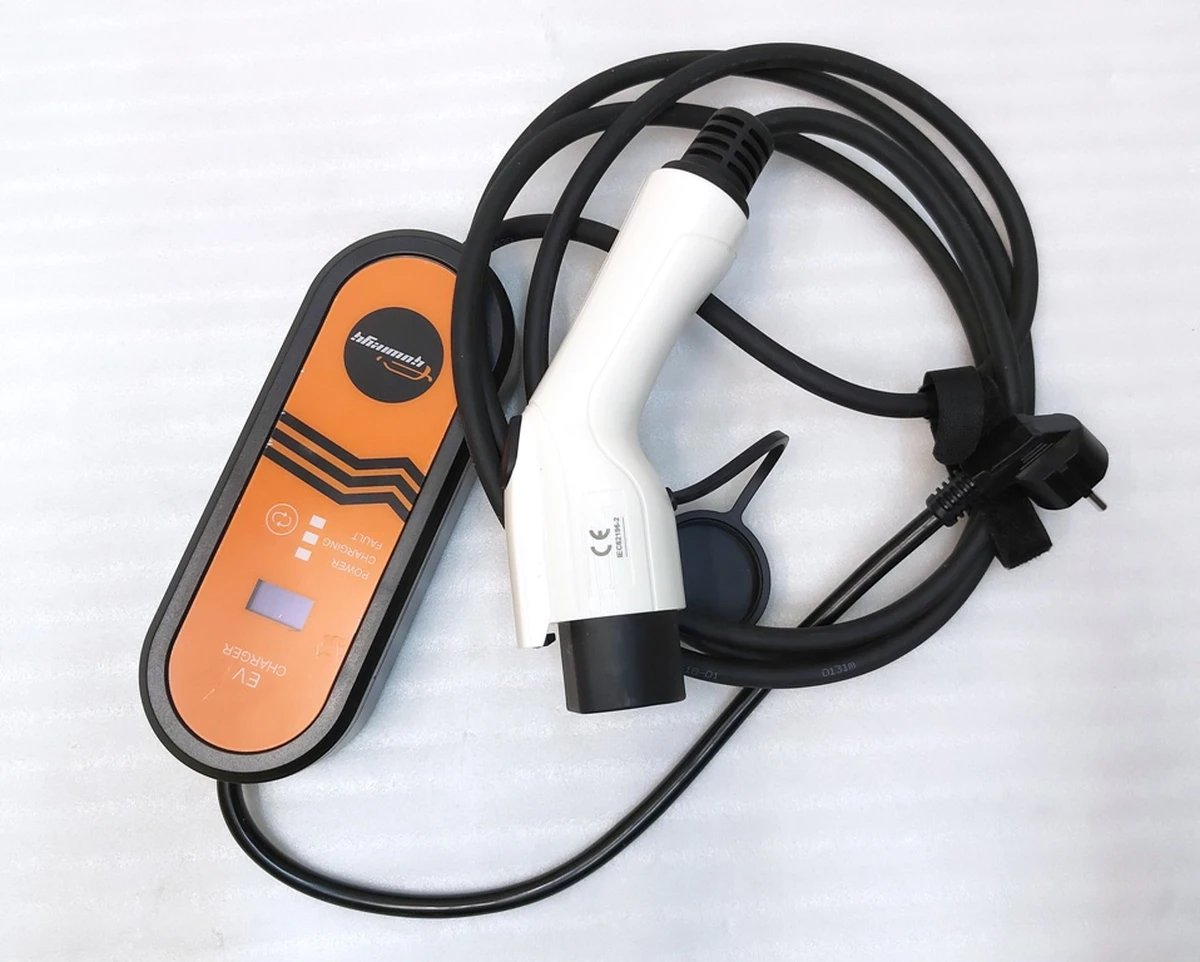 1 Универсальное мобильное зарядное устройство GBT 8A-16A 110V-240V 3,5 kW 3,5 м Tesla all models UMC GB/T GW AE