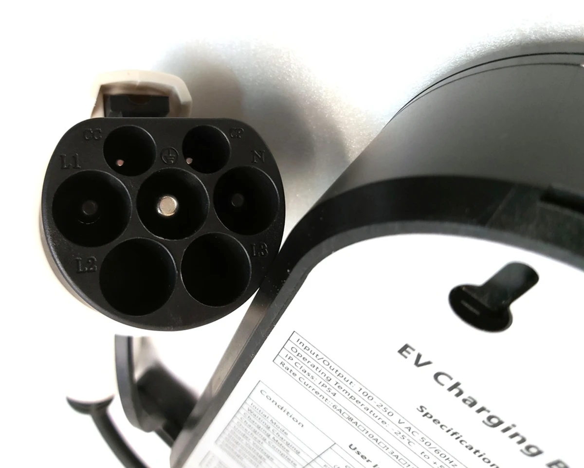 1 Универсальное мобильное зарядное устройство GBT 8A-16A 110V-240V 3,5 kW 3,5 м Tesla all models UMC GB/T GW AE