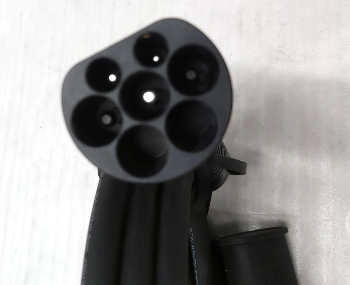 1 Кабель-удлиннитель зарядного устройства универсальный EV Type2 4U 1фаза 32A 7kW 4m Type2 Tesla all models EV charger4U