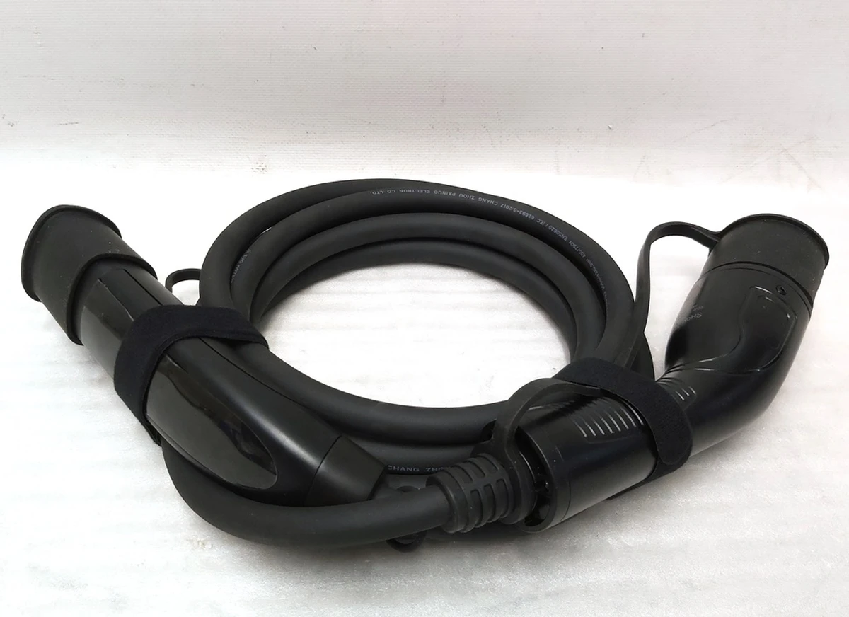 1 Кабель-удлиннитель зарядного устройства универсальный EV Type2 4U 1фаза 32A 7kW 4m Type2 Tesla all models EV charger4U