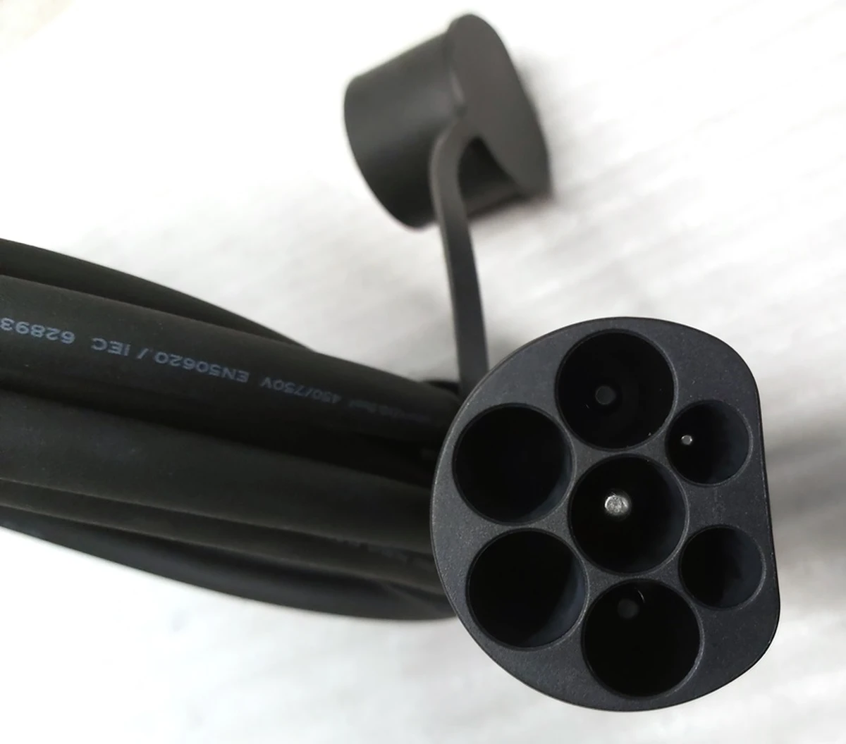 1 Кабель-удлиннитель зарядного устройства универсальный EV Type2 4U 1фаза 32A 7kW 5m Type2 Tesla all models EV charger4U