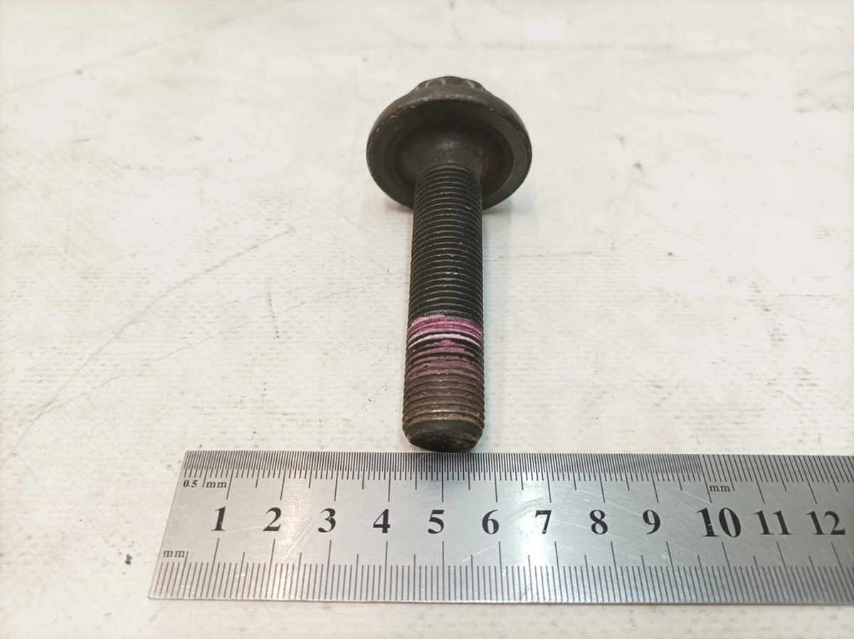 Болт 12-гранный с буртиком Volkswagen E-GOLF WHT005437