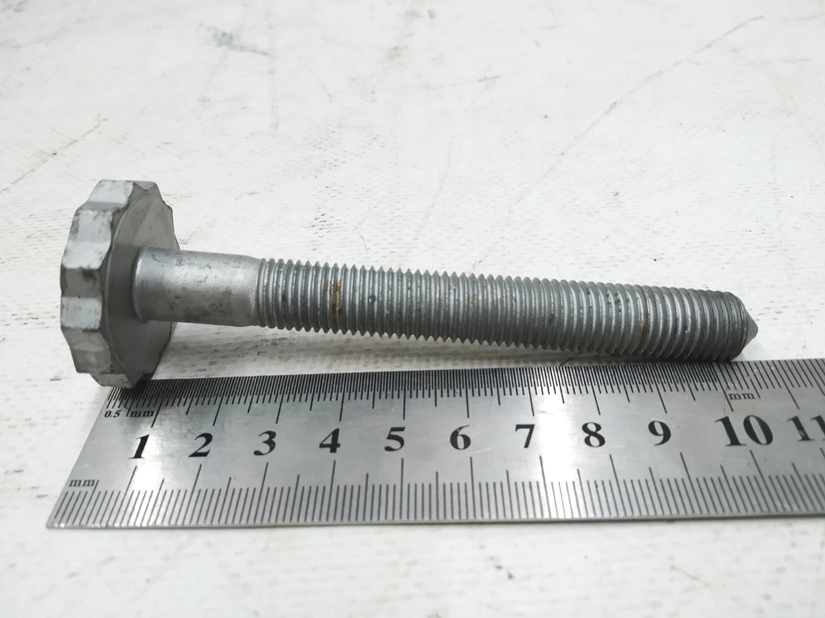 Винт с двенадцатигранной головкой M12X1,5X100 Audi E-tron WHT007028