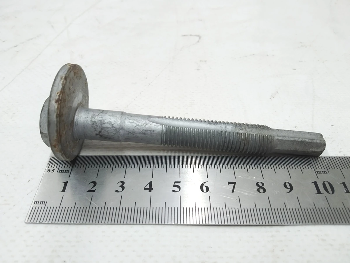 Ексцентриковий болт M12X1,5X96, WHT007090A - 24, Audi E-tron 2019