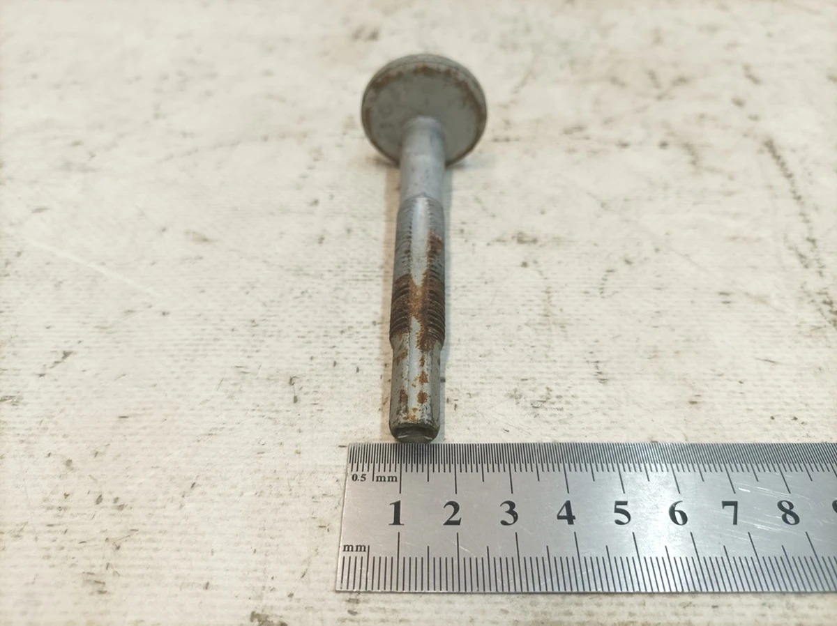 Болт эксцентриковый с шестигранной головкой M12X1,5X96 Audi Q7 WHT007090