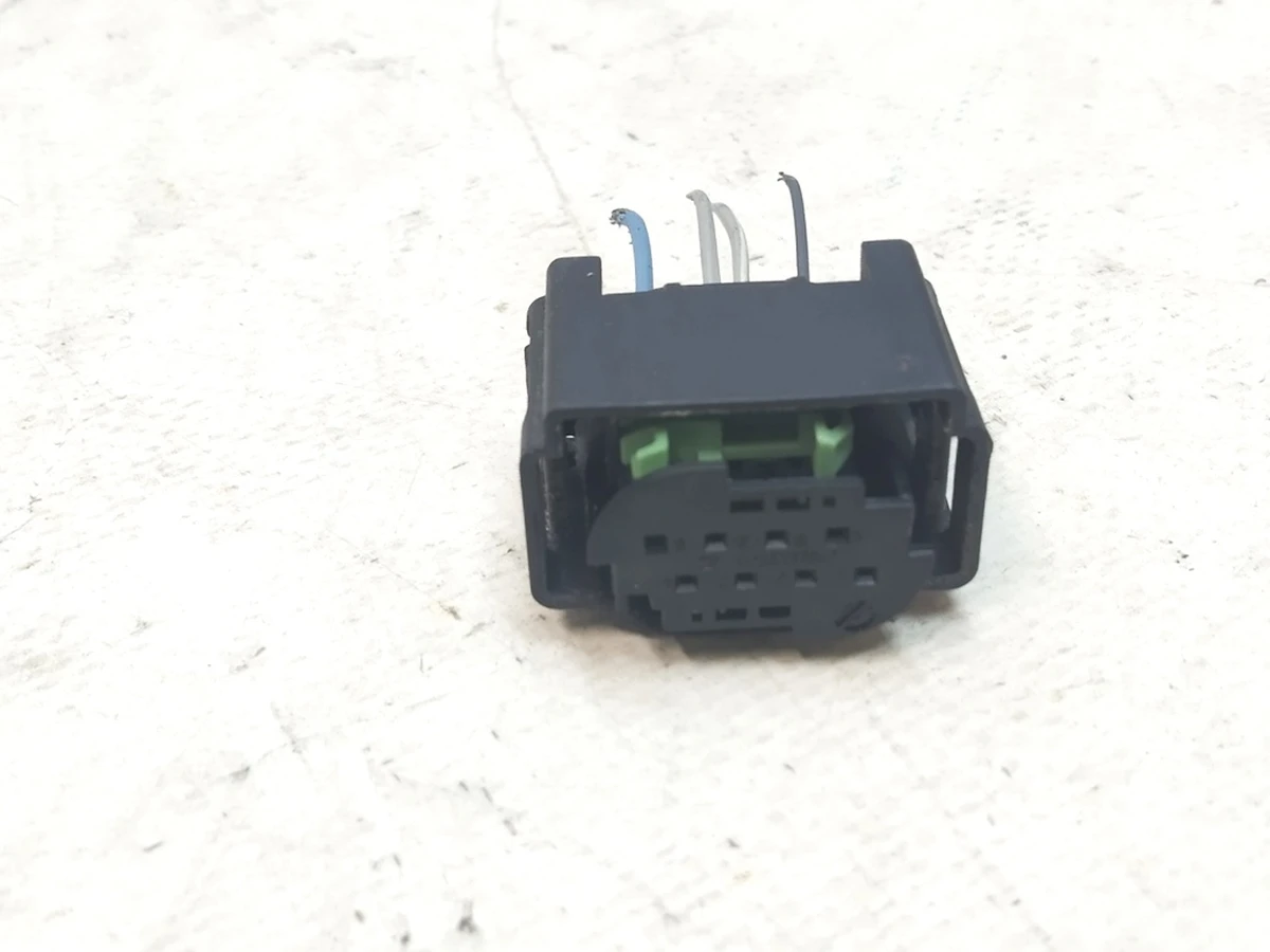 Роз'єм радара 7 pin Tesla model S REST, model X, model 3, model Y 1567961-00-A