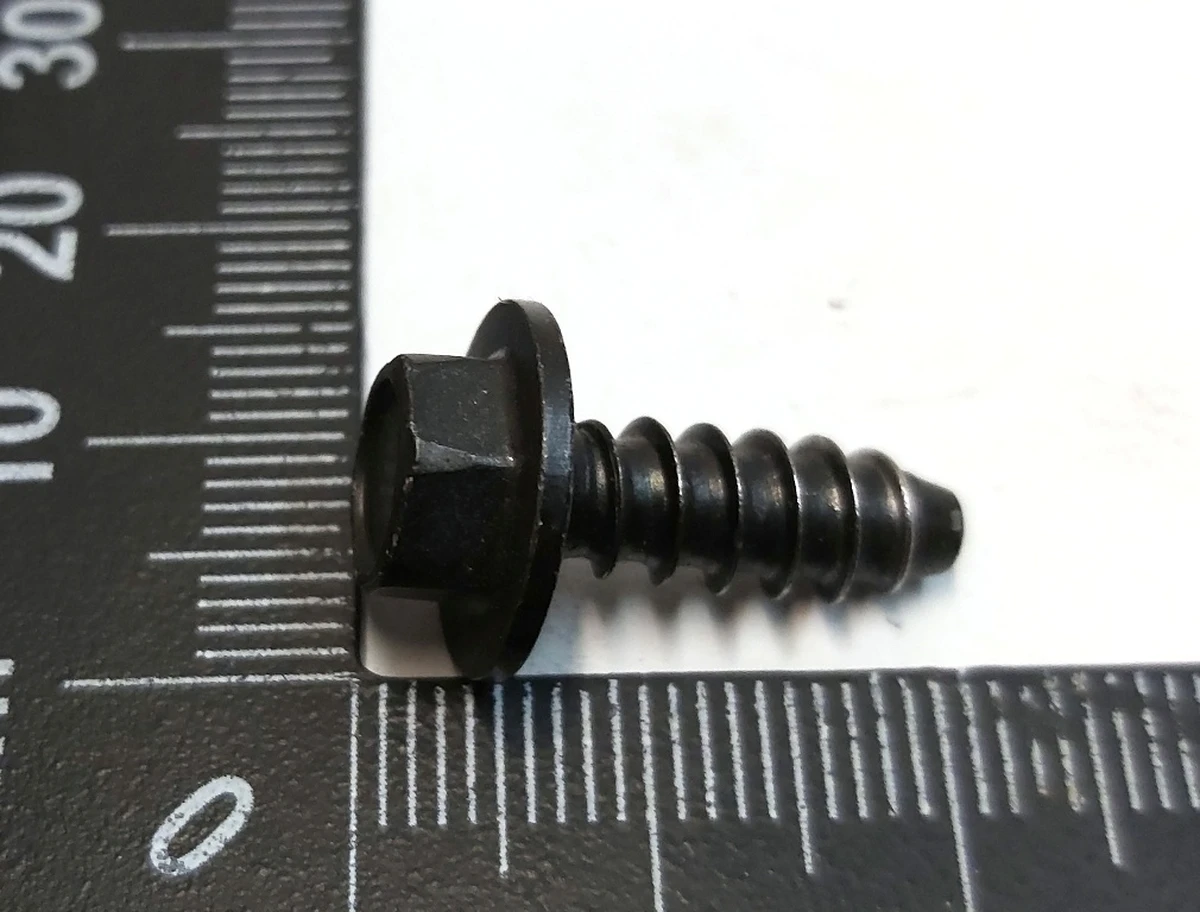 15 Гвинт TPG,HEX,M6x16[St]-07 BLACK Tesla Model 3, Model Y 1456968-00-A