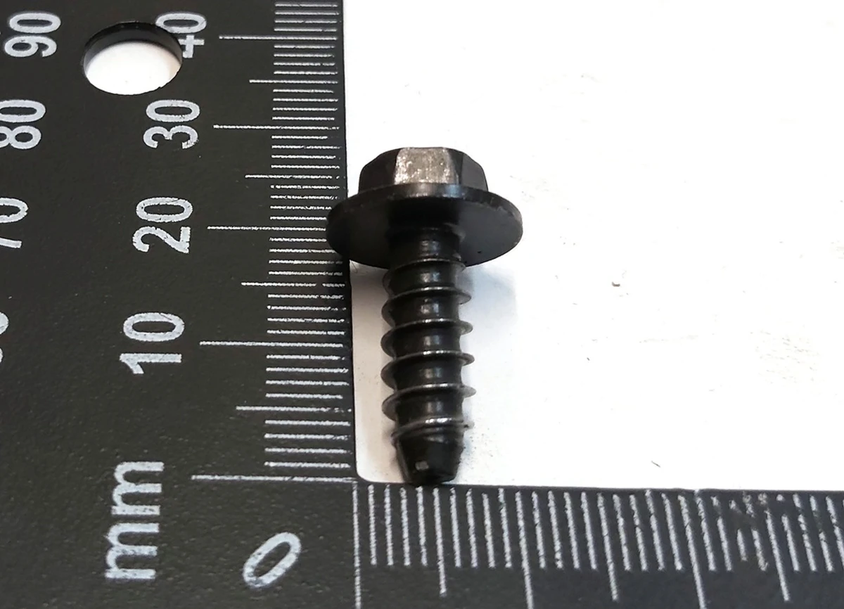 15 Гвинт TPG,HEX,M6x16[St]-07 BLACK Tesla Model 3, Model Y 1456968-00-A